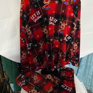 No Boundaries Red and Black Reindeer Pajama Set